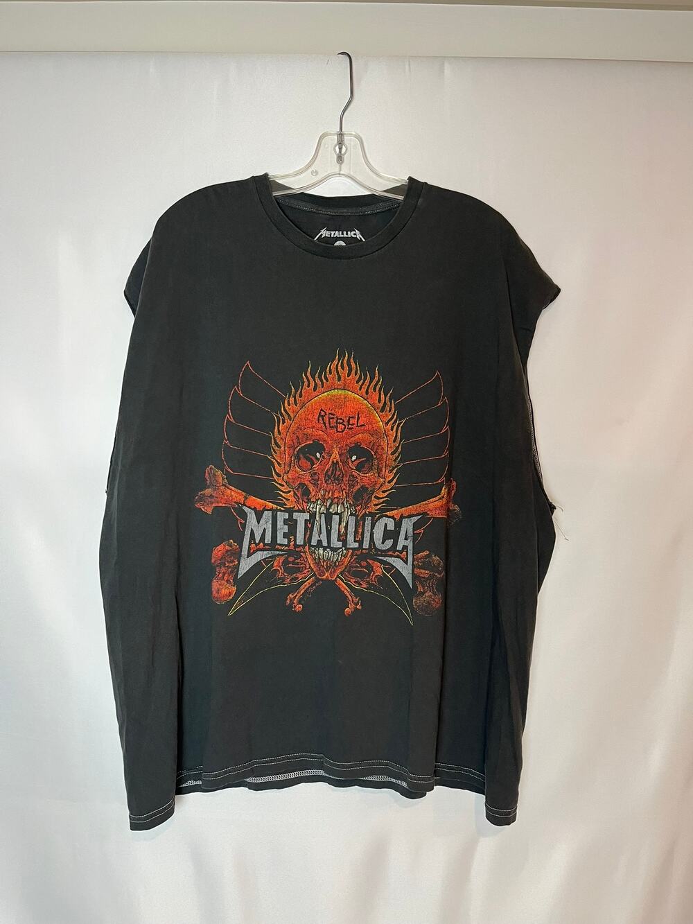 Metallica Flaming Rebel Skull 2023 Tee — XL